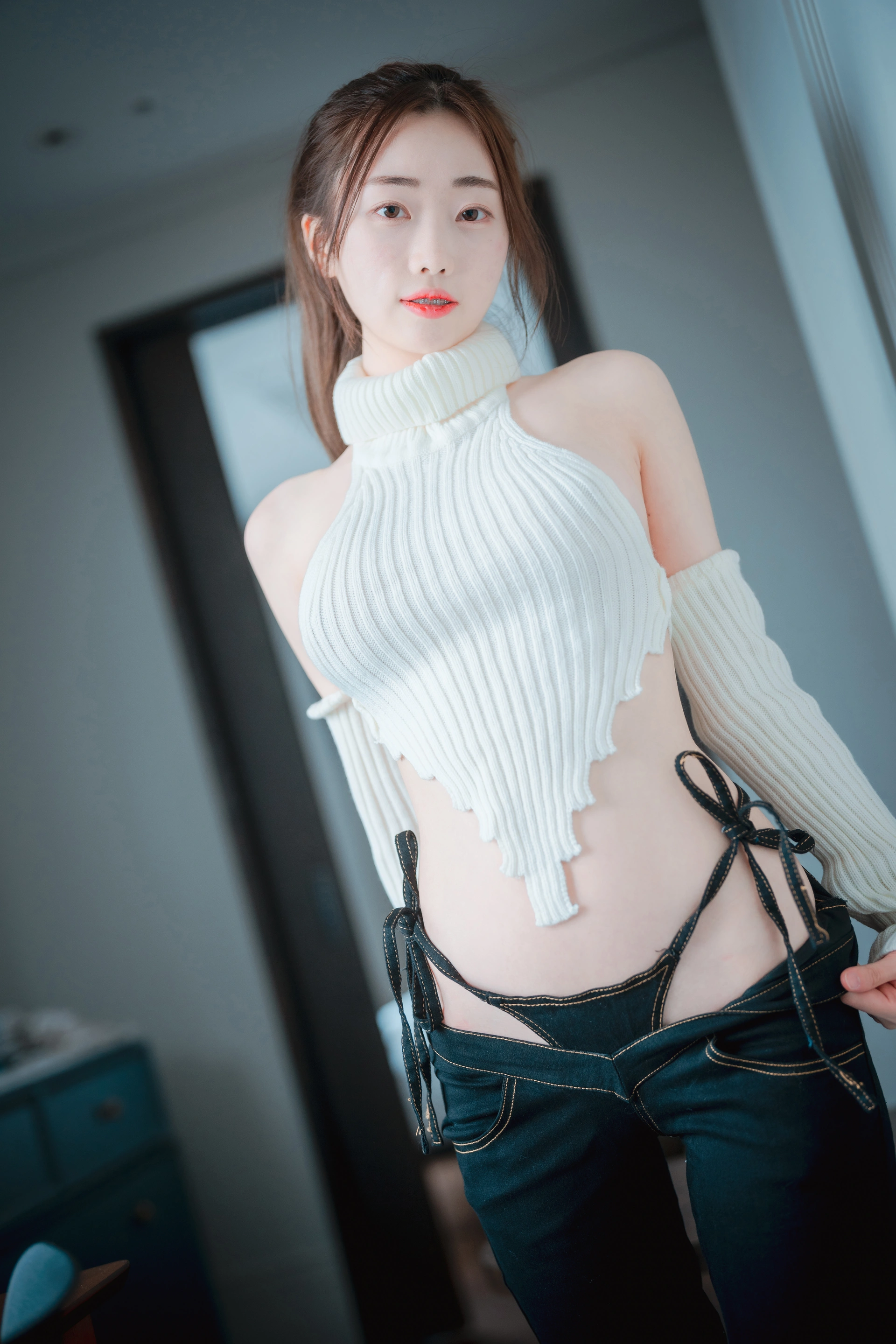 328.DJAWA Photo - Jiwon - Knit & Denim 2